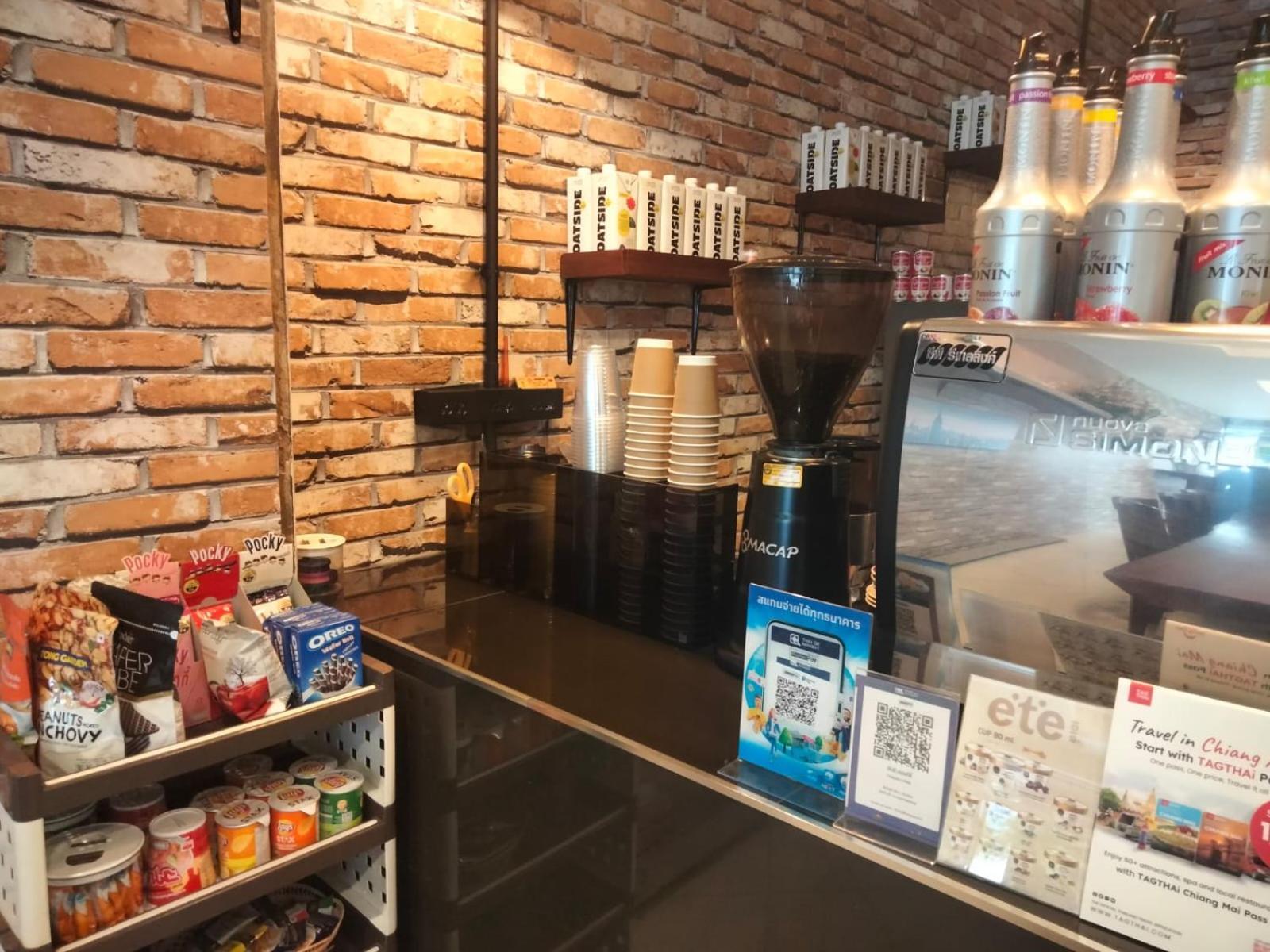 Chaiyee Coffee Чиангмай Екстериор снимка